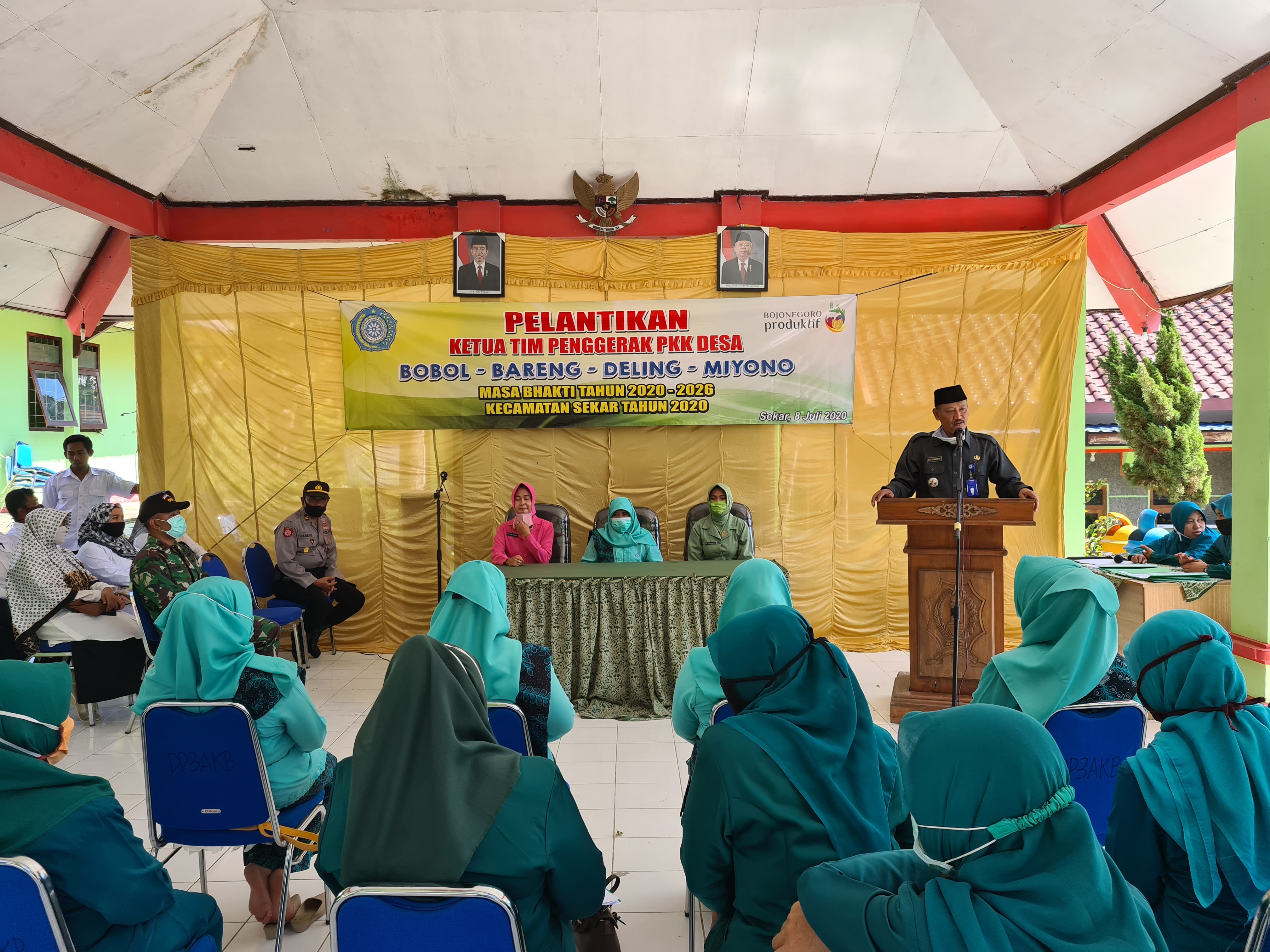 Kegiatan Pelantikan Ketua Tim Penggerak PKK Desa Bobol, Bareng, Deling, Miyono