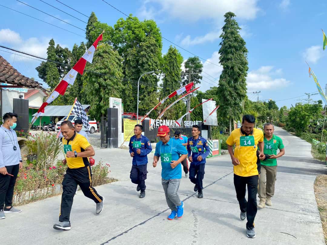 JELANG HUT KEMERDEKAAN RI, KECAMATAN SEKAR GIAT KESAMAPTAAN